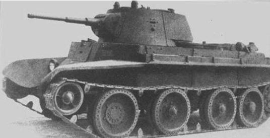 远东战役中T-34坦克碾的日本人到处跑是真的假的 历史上是什么样的