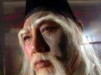 一灯大师打得过枯荣大师吗