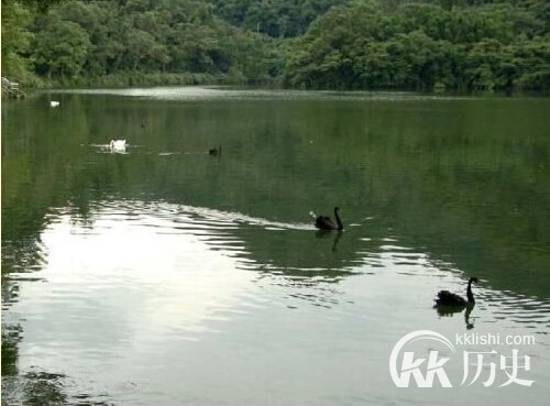 蒋介石死后埋在那里?蒋介石遗体至今未葬