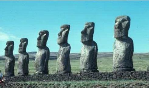 古人想象力也很丰富，秦朝就有了潜水艇