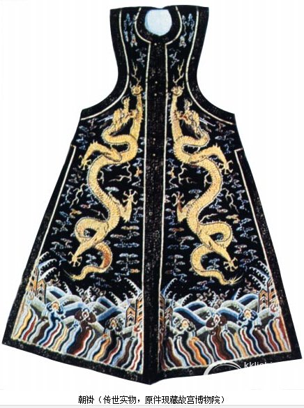 清朝服饰图片：清朝皇后服饰特点