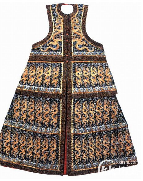 清朝服饰图片：清朝皇后服饰特点