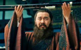 曹操出征时夏侯惇驻守差点全军覆没，曹操不罚反赏是什么操作