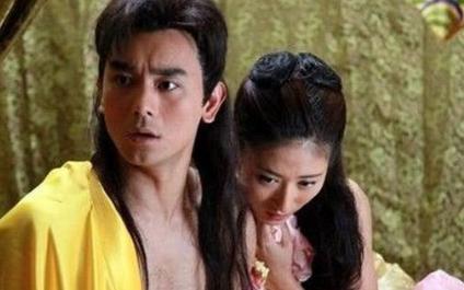 身为皇帝刘子业亲姑姑的刘英媚却被迫侍寝 皇帝死后她却神秘消失了