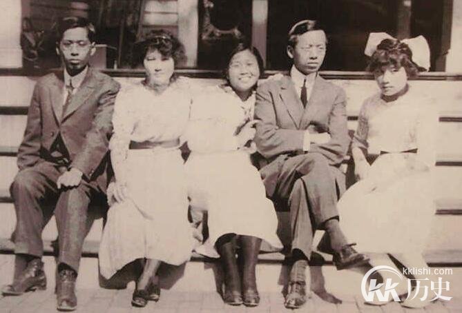 民国第一夫人：国母宋庆龄可能不姓“宋”
