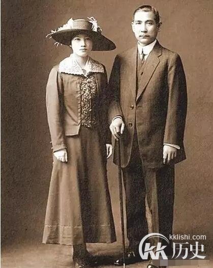 民国第一夫人：国母宋庆龄可能不姓“宋”
