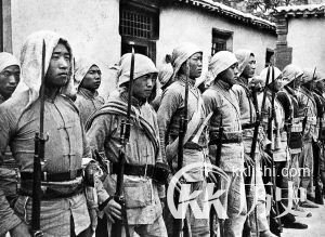 解放军16个兵团司令唯一没授军衔的竟是他