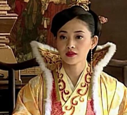 万历皇帝朱翊钧耍酒疯，李太后拿出一部书被吓傻了