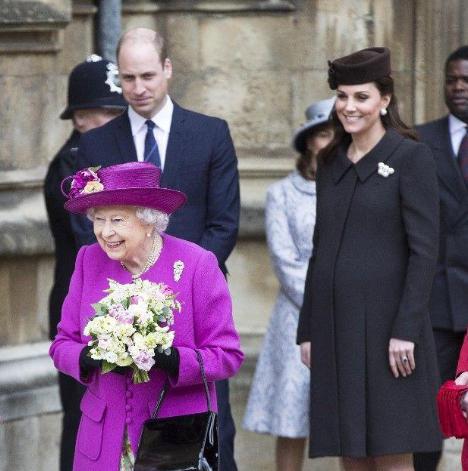 英国女王有着什么样的特权 她的权力有多大