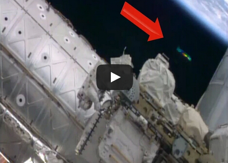 幽浮暗中监视国际空间站