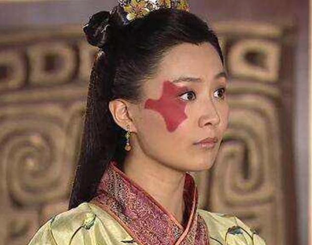 沦落民间的公主,成了富豪千金的婢女,为何回宫后处死千金、满门抄斩?