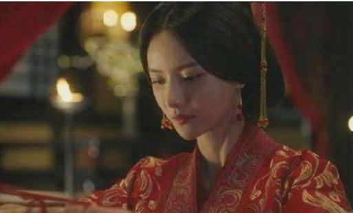 潘淑幻想成为吕雉，却被宫女反杀