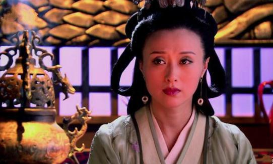 历史上第一个封侯的女人,最后被乱棍打死