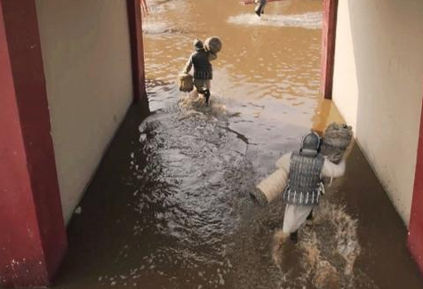 王翦家族统领秦国六十万大军的时候 王翦为何没有反秦自立