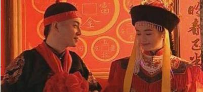 和珅的一生有八九个老婆 但是却没有留下子嗣