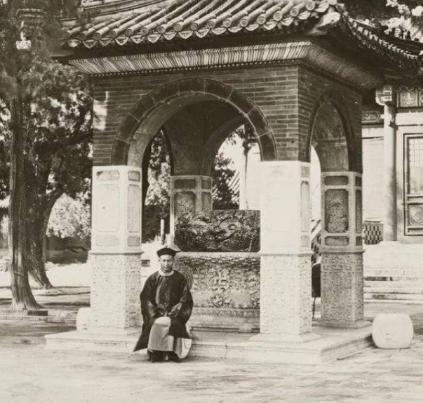 它是忽必烈花000斤玉石打造而成的国宝 却被人当成咸菜缸呢