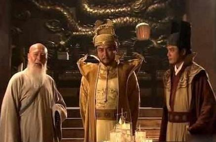 朱元璋上香问和尚要不要跪拜佛 和尚是什么回到的呢