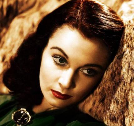 美国好莱坞中最美的5个女星 伊丽莎白·泰勒只排第三名,最后一名令人意外