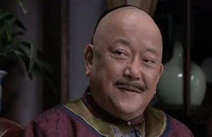 历史上真实的和珅和纪晓岚是什么样的 他们两人真的是对手吗