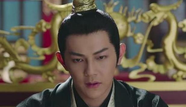 不爱江山爱猫咪