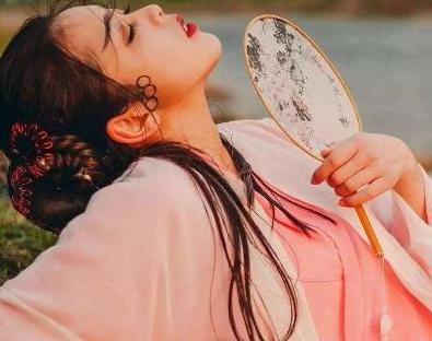 潘玉儿到底是什么人，连皇帝都敢打