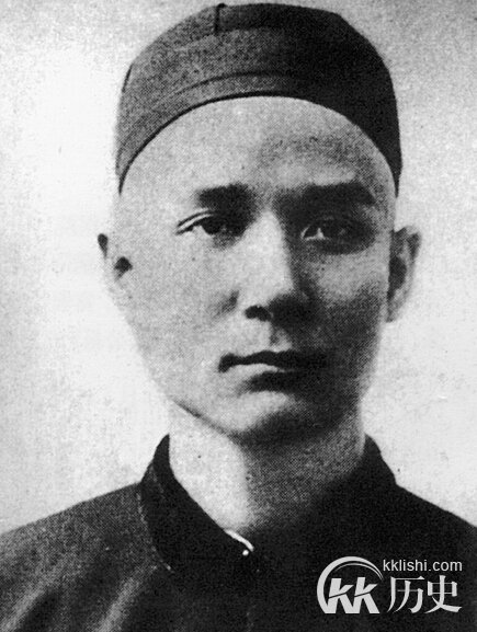 蒋介石做了哪件孙中山想做又不能做的事
