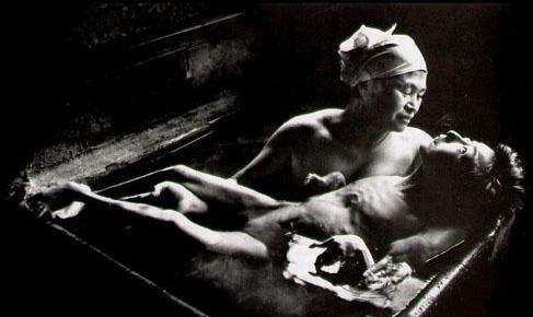 尤金·史密斯:挑战杂志编辑自主权的最早的摄影记者之一