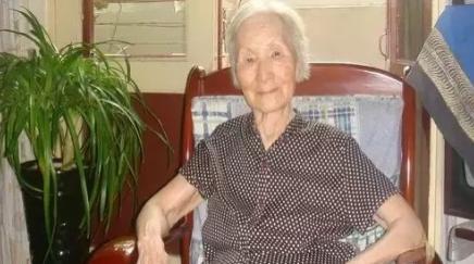 李佩才是中国真正的贵族 年轻人对她的名字知道的越来越少