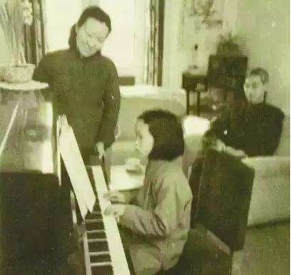 李佩才是中国真正的贵族 年轻人对她的名字知道的越来越少