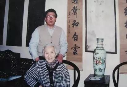 李佩才是中国真正的贵族 年轻人对她的名字知道的越来越少