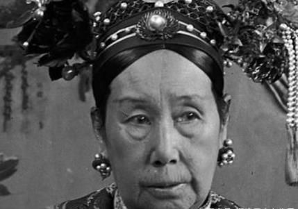 慈禧与同治中兴是什么关系 她在期间都做了什么事情