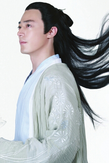 花千骨摩严厉害吗?摩严和白子画谁厉害