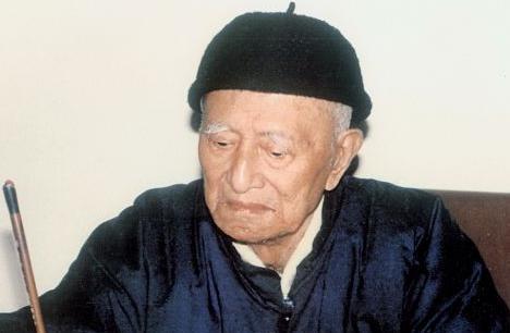 林散之:名霖,又名以霖,诗人、书画家,尤擅草书