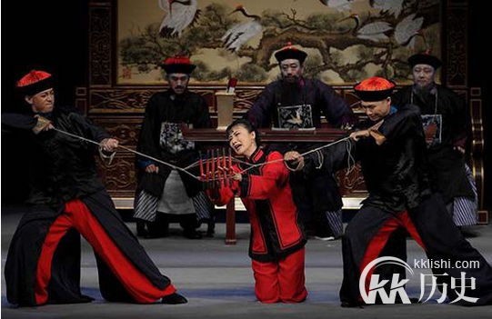 杨乃武与小白菜是哪个朝代的故事 杨乃武与小白菜讲述了什么