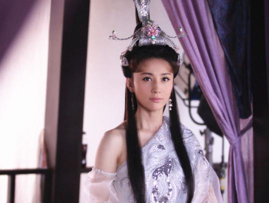 《封神演义》中截教通天教主座下内门亲传弟子云霄仙子简介