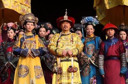 清朝时期满汉融合,皇帝上朝讲“满语”还是“汉语”