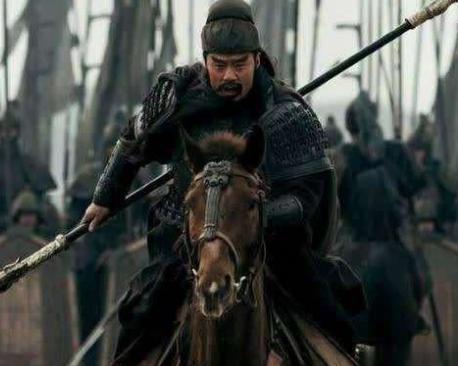 五虎上将他本该排第一，却因年龄问题被挤了