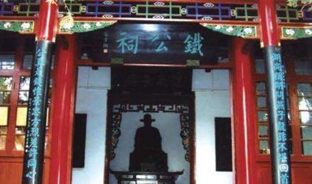 铁铉被朱棣痛恨并虐杀 而民间却为他建庙祠