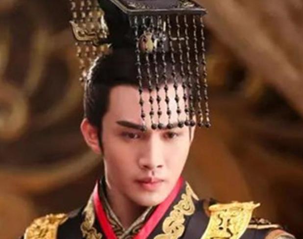 如果英明的扶苏当皇帝,秦朝还会二世而灭亡吗?