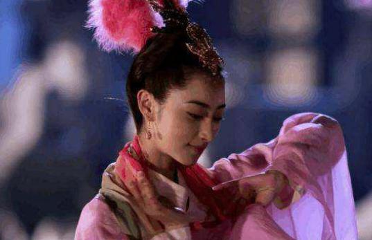 陈叔宝下跪宠妃张丽华,是真爱还是昏庸