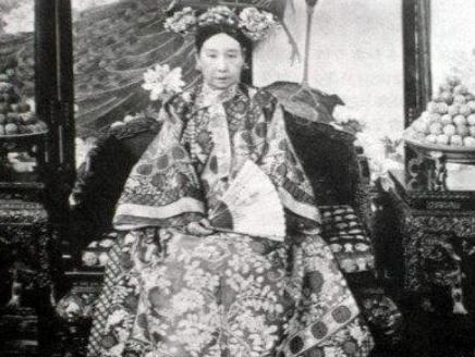 安德海是慈禧身边的大红人 为何丁宝桢杀了他之后反而加官进爵呢