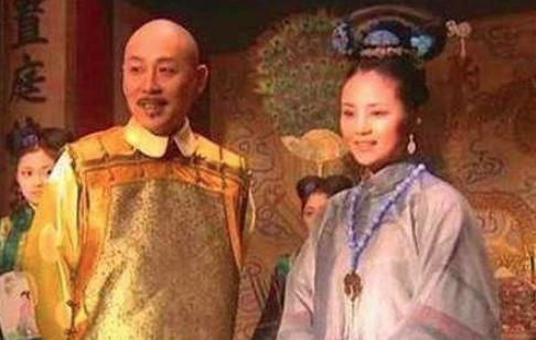 赫舍里氏:11岁便成为大清皇后,为康熙生下两位皇子