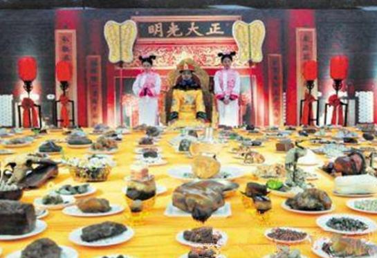 乾隆皇帝的年夜饭吃什么