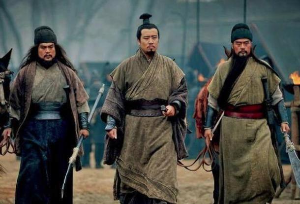 刘备虽然得了卧龙凤雏，为何还是不能夺取天下