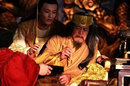 宋英宗驾崩前被逼着书写遗诏的内容是什么