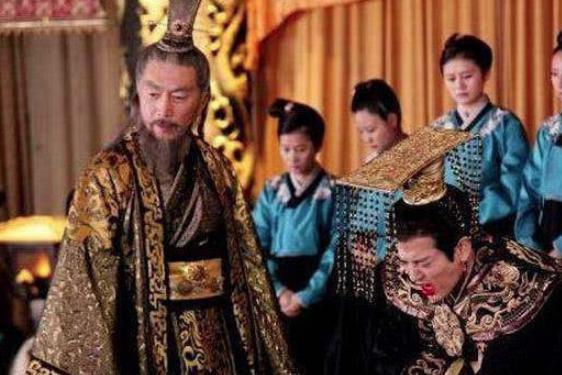 重臣被杀这个皇帝还拍手叫好,八个月后被迫下台