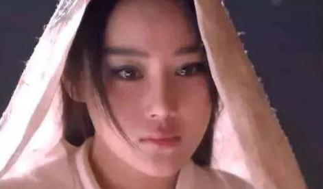 明朝寡妇出上联，谁能对出嫁给谁，最后守寡一生