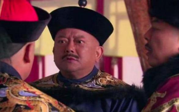 和坤家中被抄出18亿两白银，能抵清朝多少年的收入