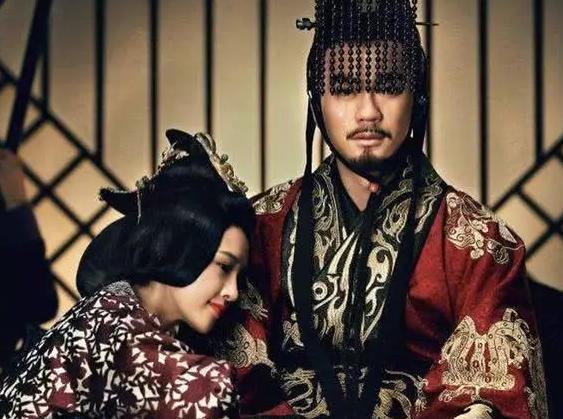 曹丕在曹操死后做了什么缺德事