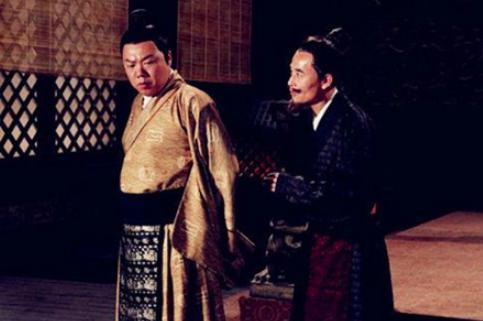 斗子文：小时候被老虎喂乳，长大后成为春秋名相